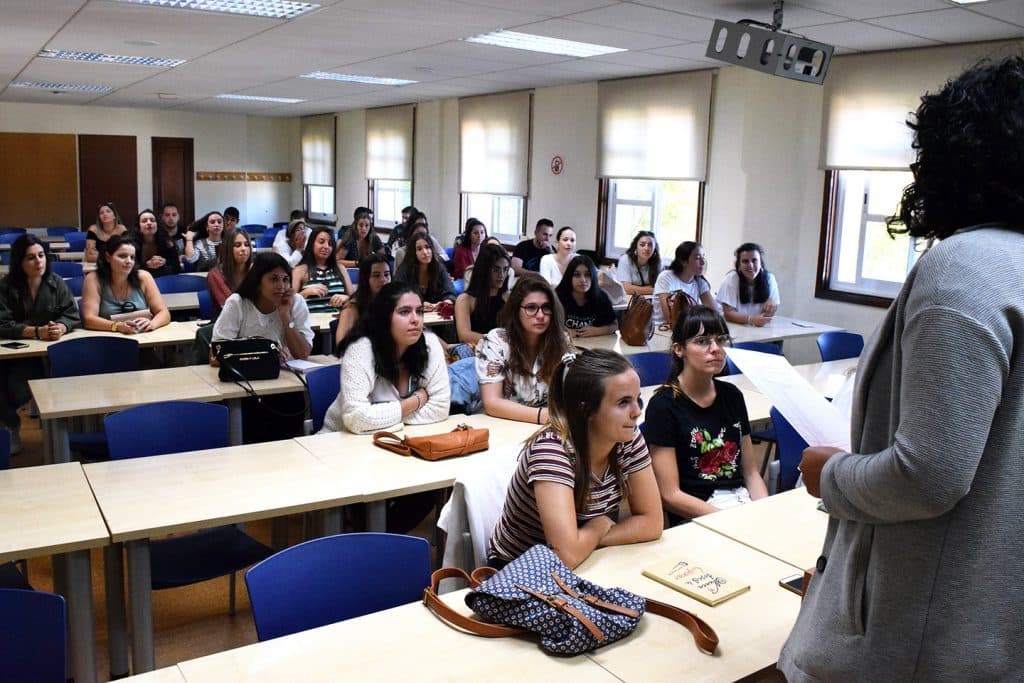 Foto secundaria del campus Escuela Universitaria de Profesorado de E.G.B. María Sedes Sapientiae