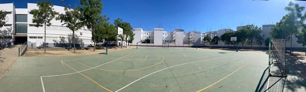 Foto secundaria del campus Antonio Machado