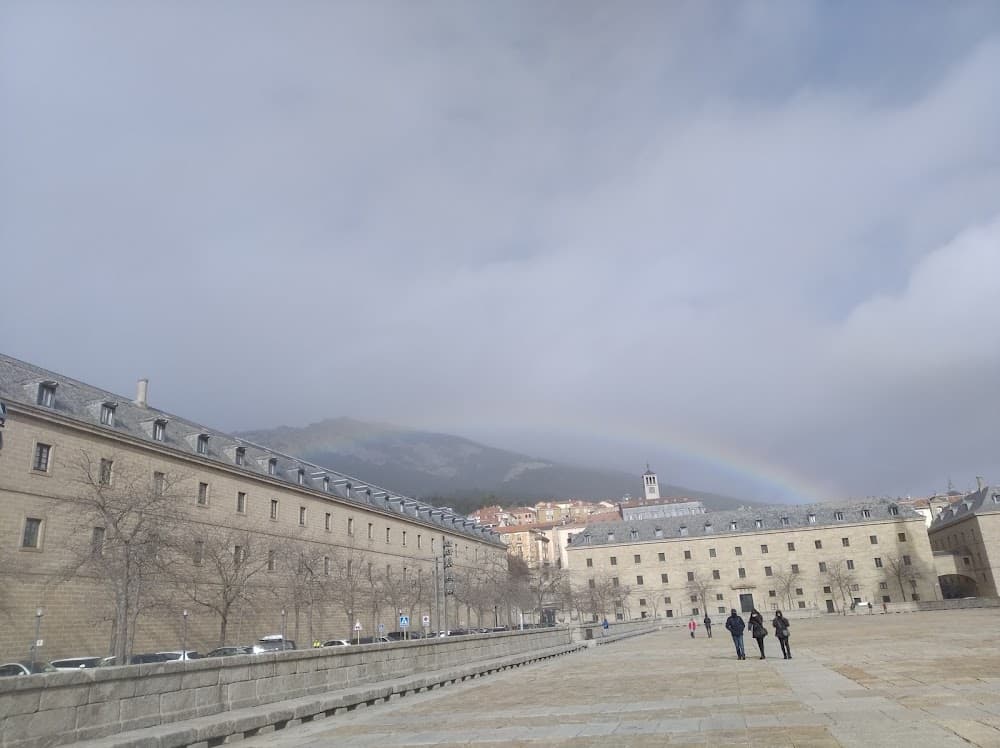 Emergències Sanitàries a Juan De Herrera (Juan De Herrera, San Lorenzo De El Escorial): foto 1