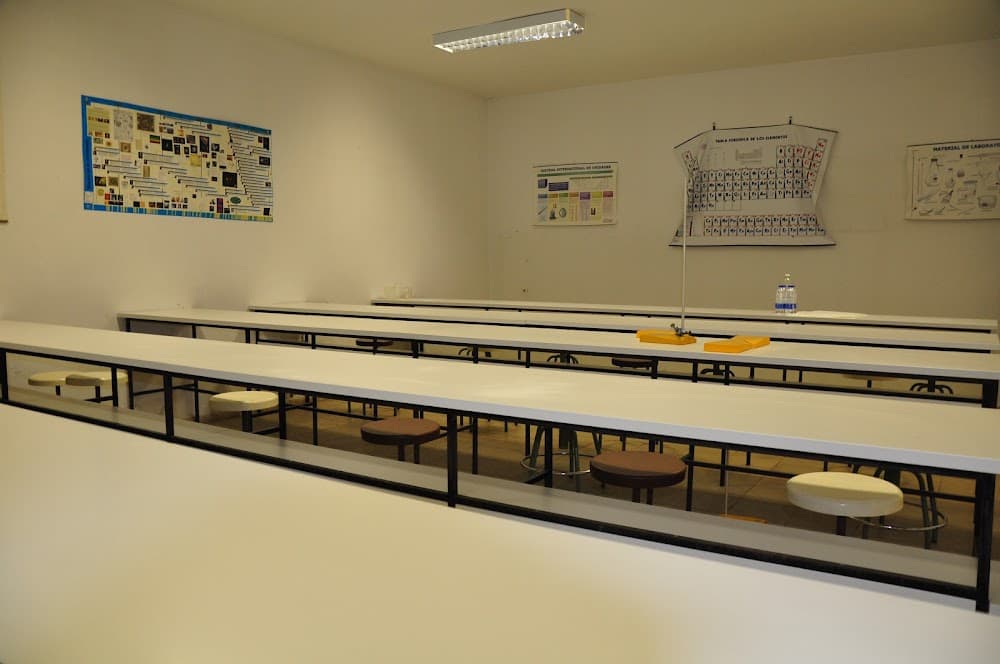 Foto secundaria del campus Gustavo Adolfo Bécquer