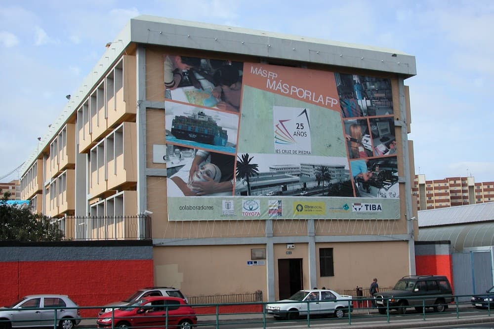 Foto secundaria del campus Cruz De Piedra