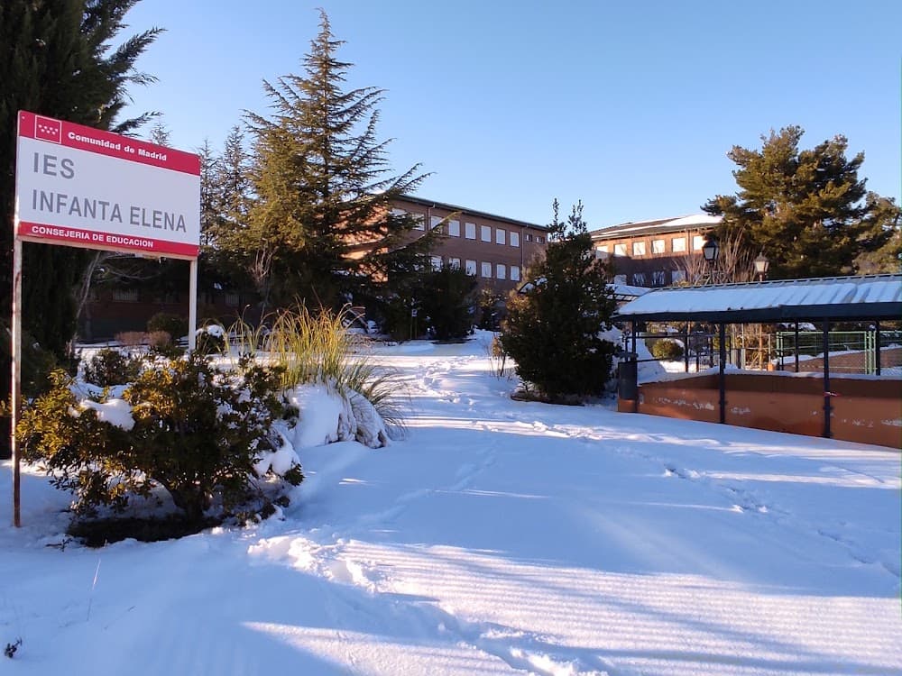 Foto secundaria del campus Infanta Elena