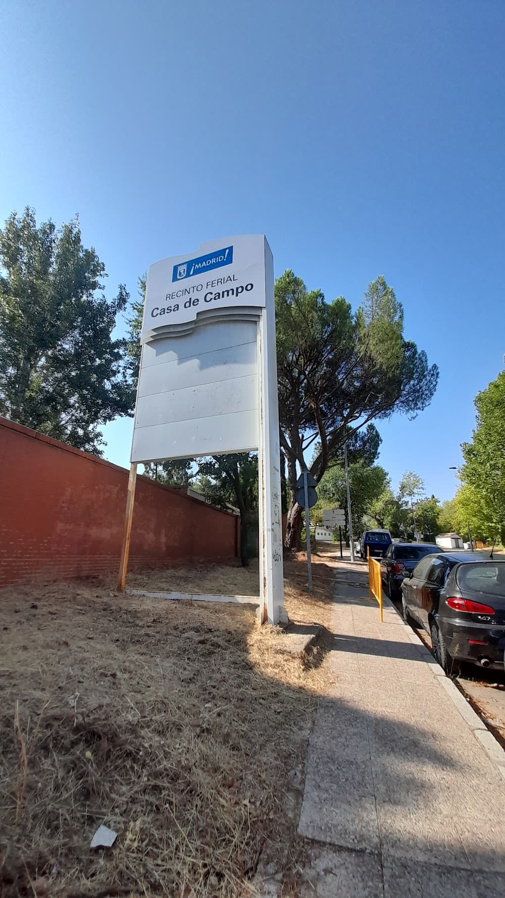 Comerç Internacional a El Lago (El Lago, Madrid): foto 2