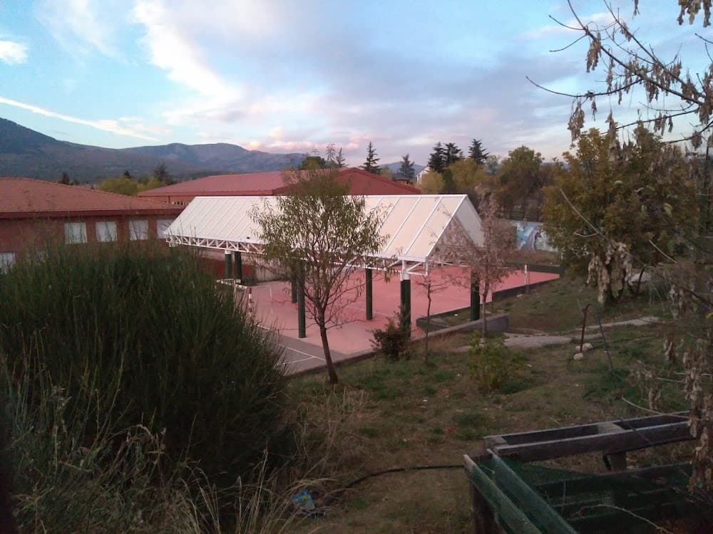 Foto secundaria del campus Sierra De Guadarrama