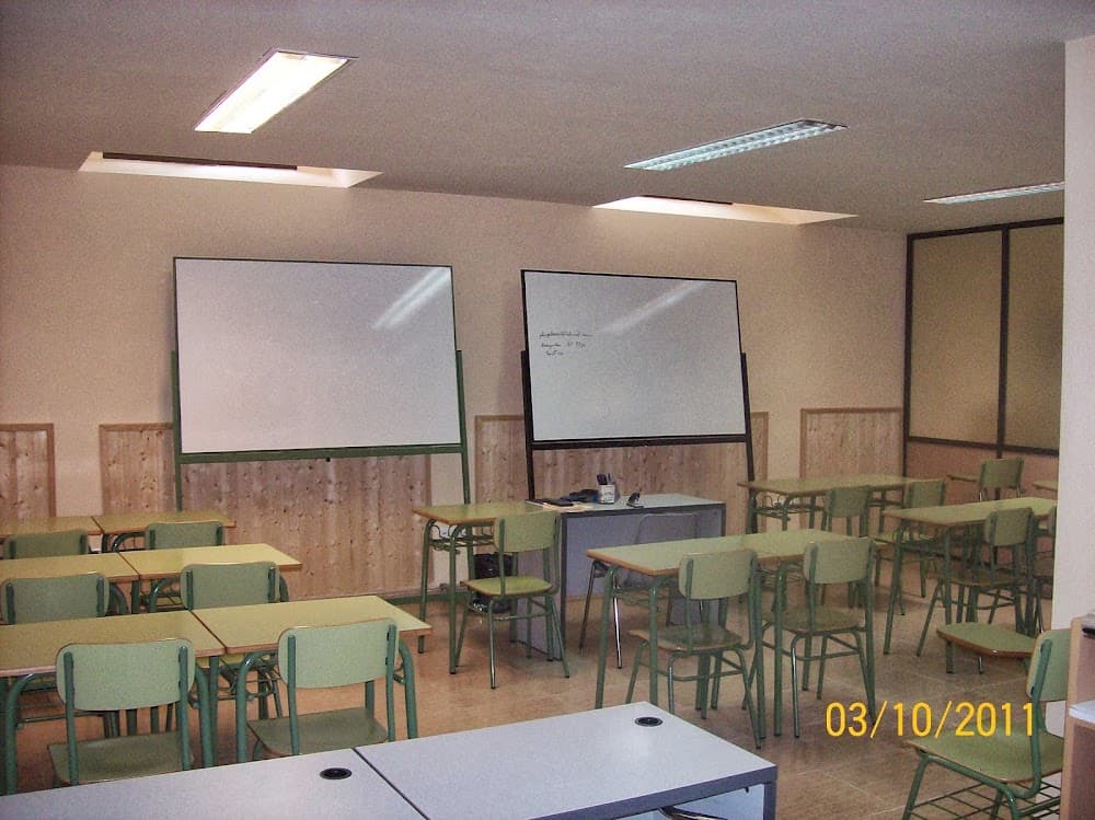 Farmàcia I Parafarmàcia a Servet Formación (Servet Formación, Huétor Vega): foto 4
