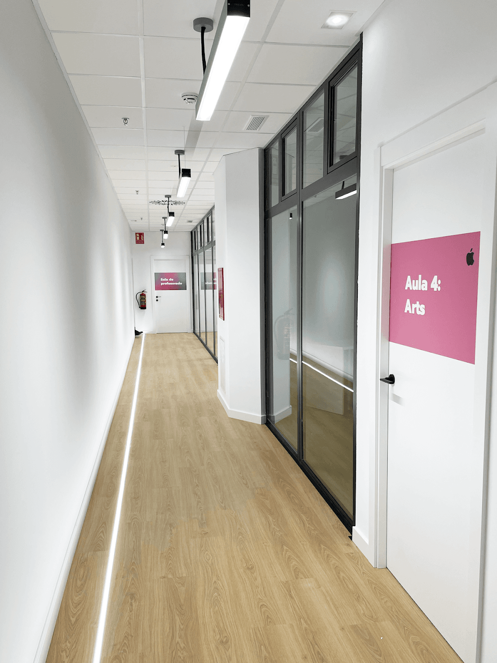 Foto secundaria del campus The Hub Kings Corner