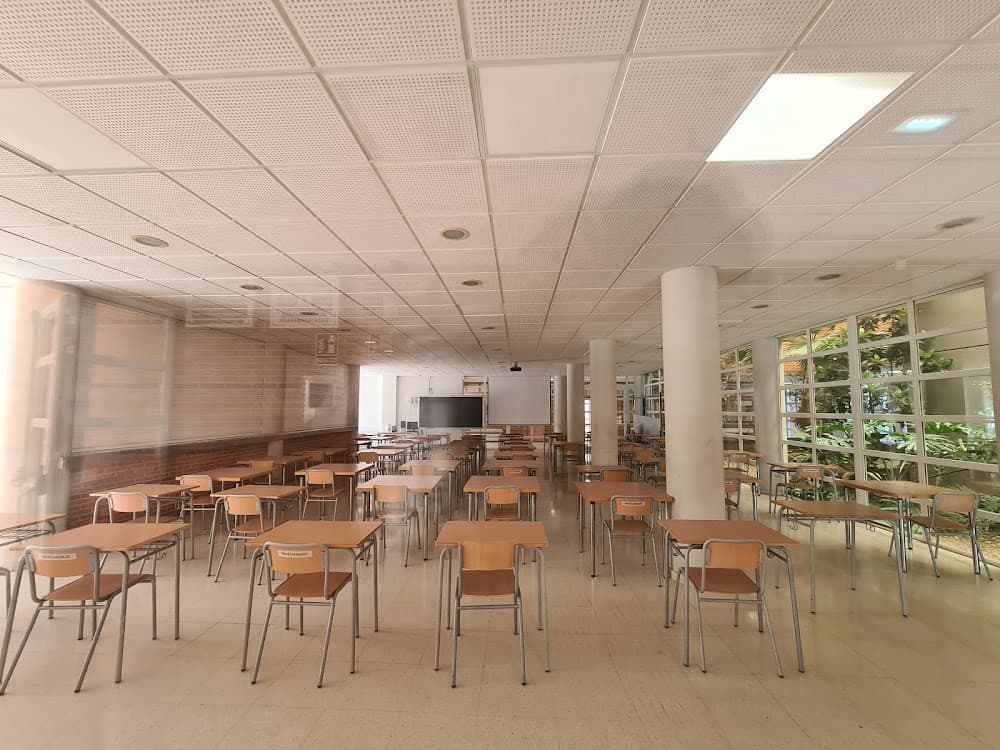 Foto secundaria del campus Districte Marítim