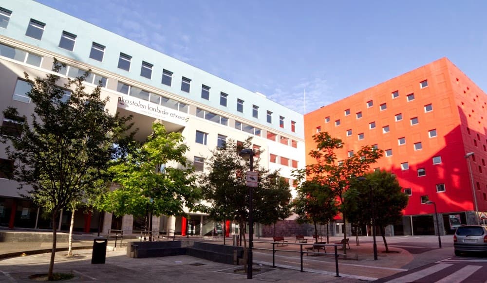 Foto secundaria del campus Harrobia