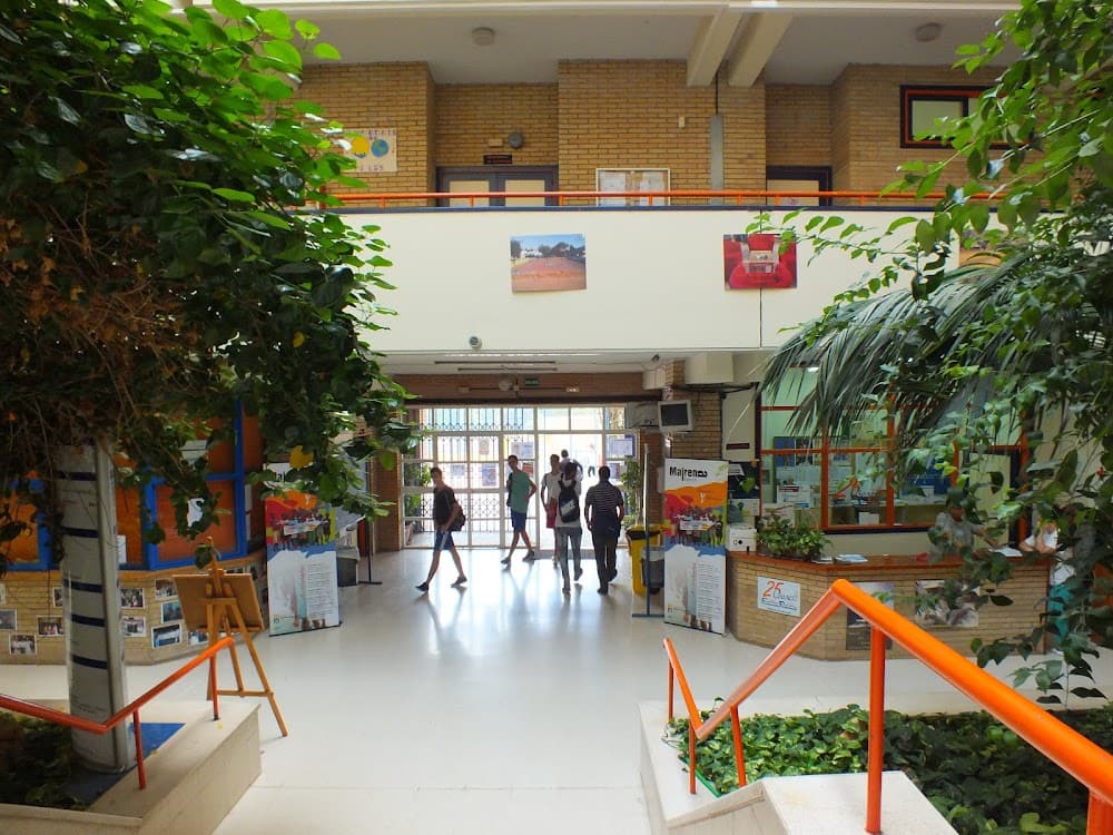 Foto secundaria del campus Atenea