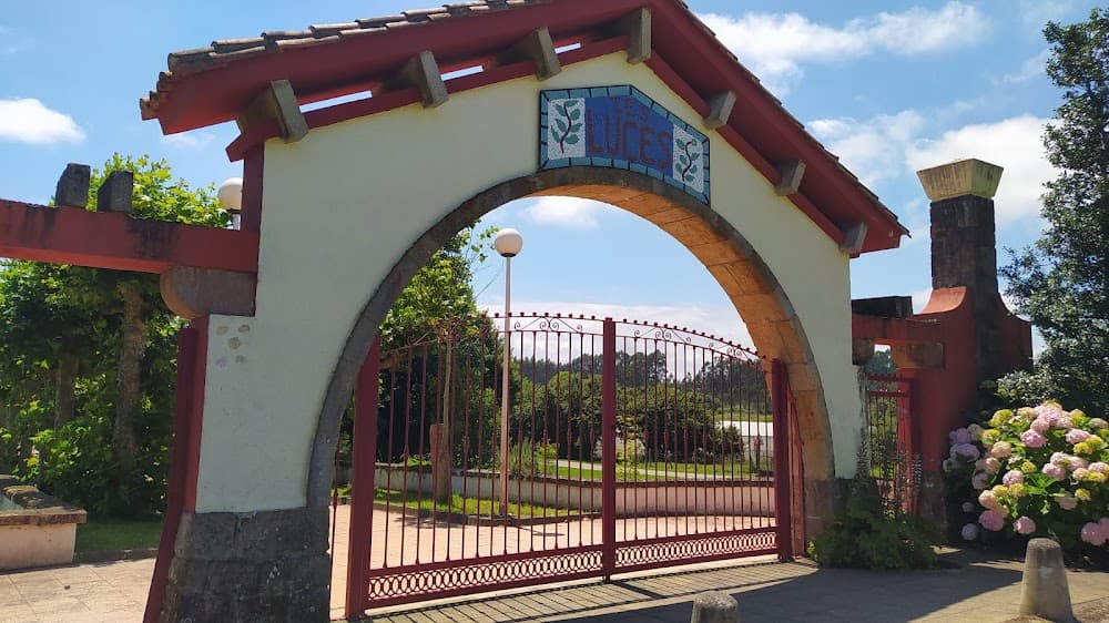 Foto secundaria del campus I.e.s. "luces"