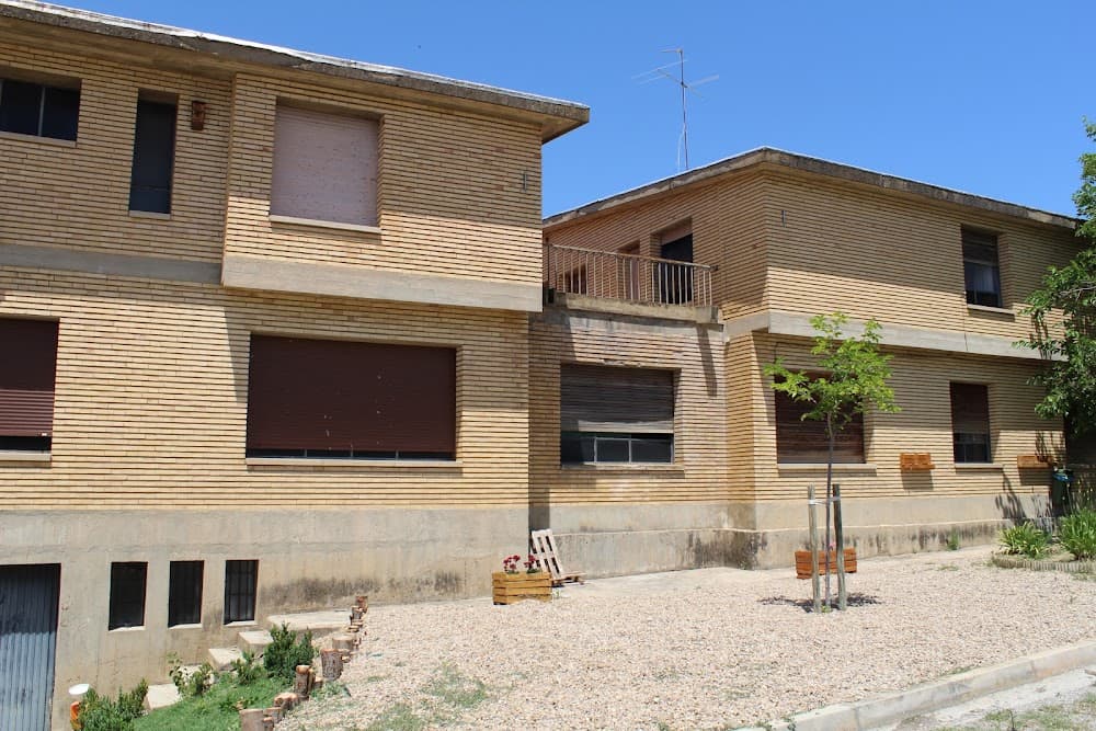 Foto secundaria del campus E.f.a. Boalares