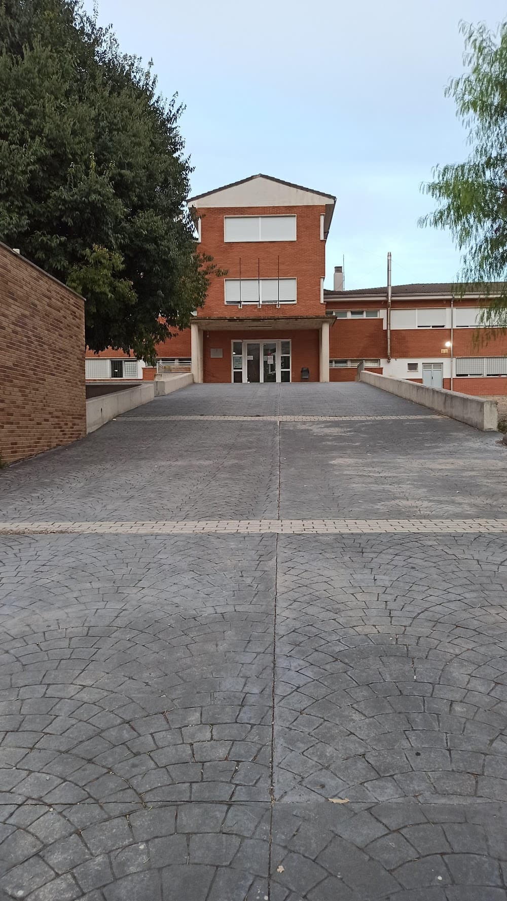 Foto secundaria del campus Cotes Baixes