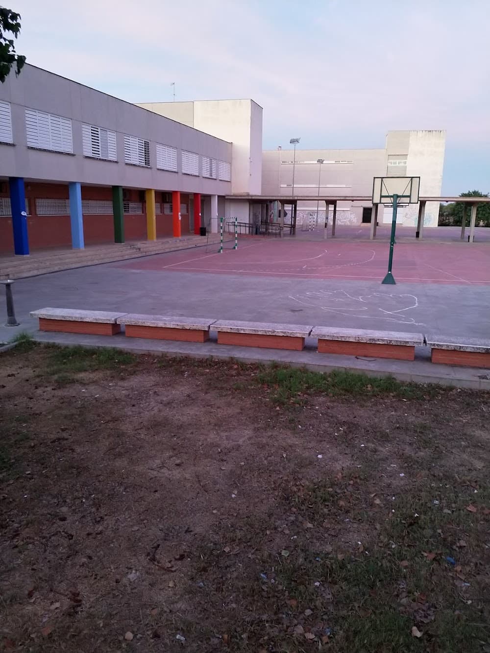 Foto secundaria del campus Laguna De Tollón