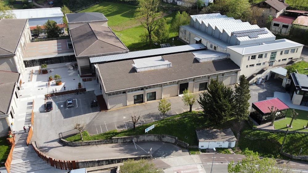 Foto secundaria del campus Tolosaldea