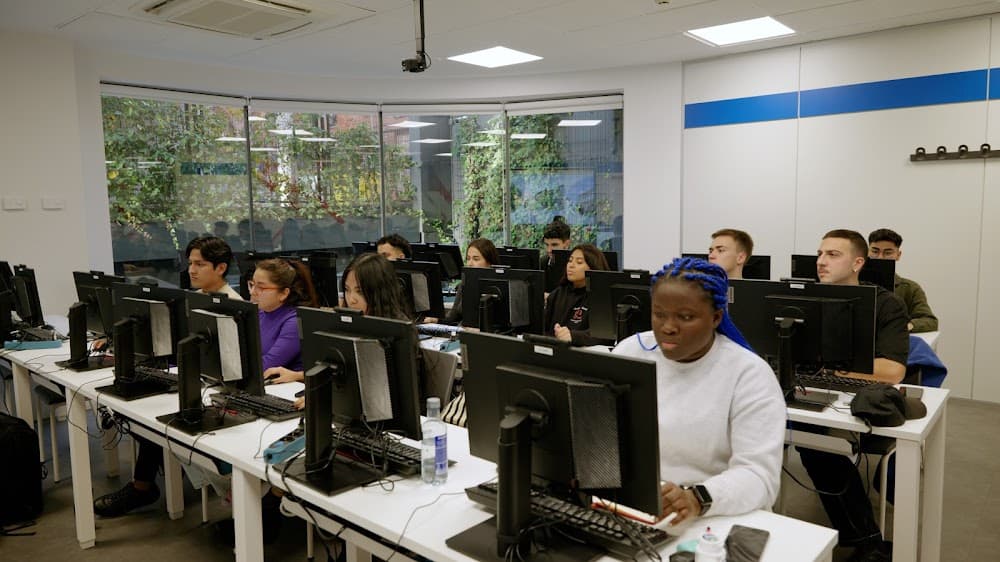 Foto del campus Centro De Formacion Profesional Ccc Iii