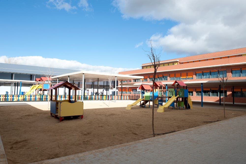 Foto secundaria del campus Colegio Arula