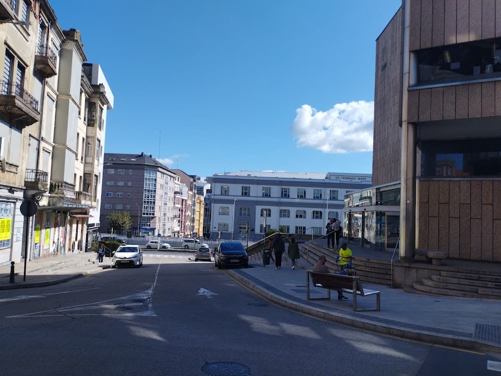 Foto secundaria del campus Fernando Wirtz Suárez
