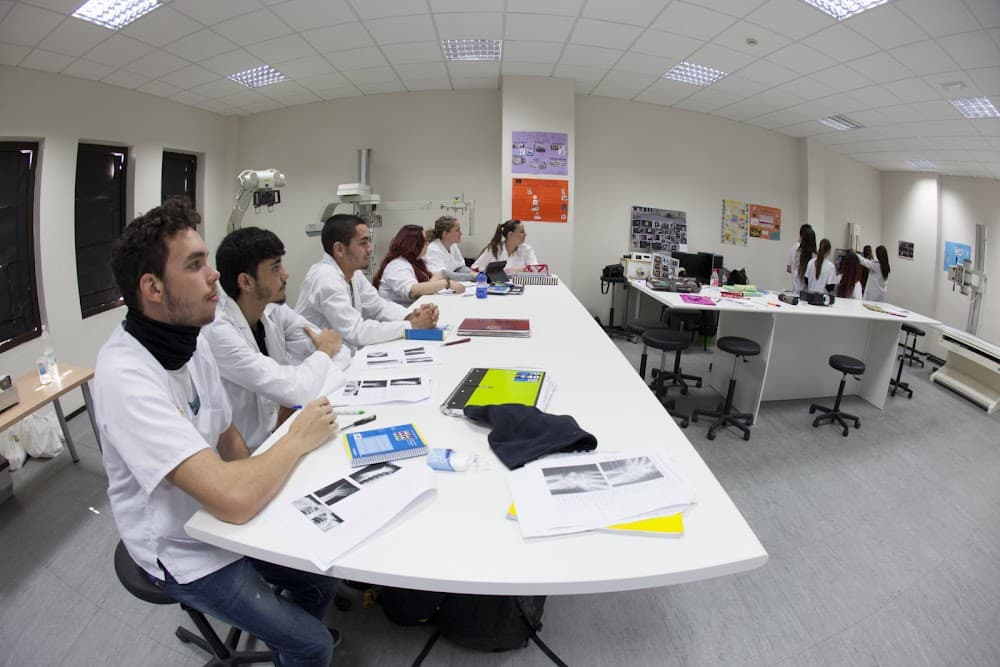 Foto secundaria del campus Centro Superior De Formación Europa Sur (cesur-las Palmas)