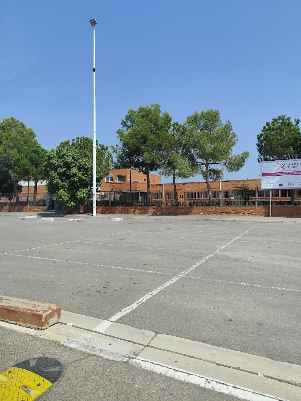Foto secundaria del campus La Laboral