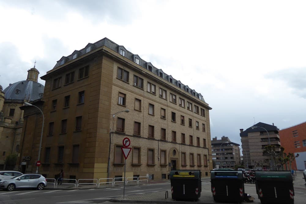 Foto secundaria del campus Centro Integrado Privado "carlos Iii"
