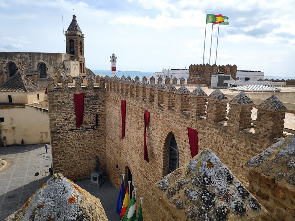 Sistemes Microinformàtics I Xarxes a Castillo De Luna (Castillo De Luna, Rota): foto 3