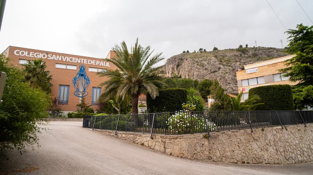 Foto secundaria del campus San Vicente De Paúl