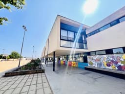 Institut d'Educació Secundària (IES) DAMIÀ HUGUET