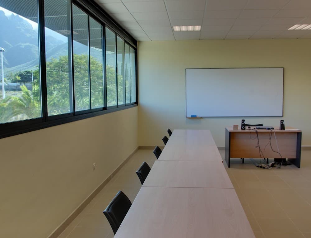 Automatització I Robòtica Industrial a Centro De Desarrollo Turístico Costa Adeje (Centro De Desarrollo Turístico Costa Adeje): foto 2